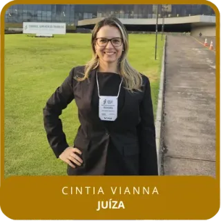 Cíntia - Juíza